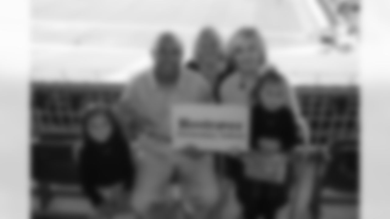 08_CaringTeam_Luncheon_dh_189