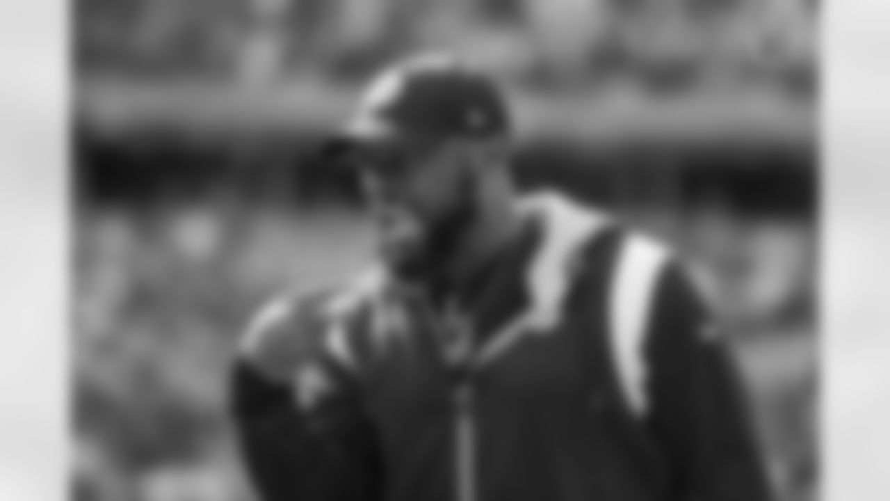 Pittsburgh Steelers Head Coach Mike Tomlin during a regular season game between the Pittsburgh Steelers and the Cincinnati Bengals, Sunday, Sept. 11, 2022 in Cincinnati, OH. The Steelers beat the Bengals in OT 23-20. (Abigail Dean / Pittsburgh Steelers)