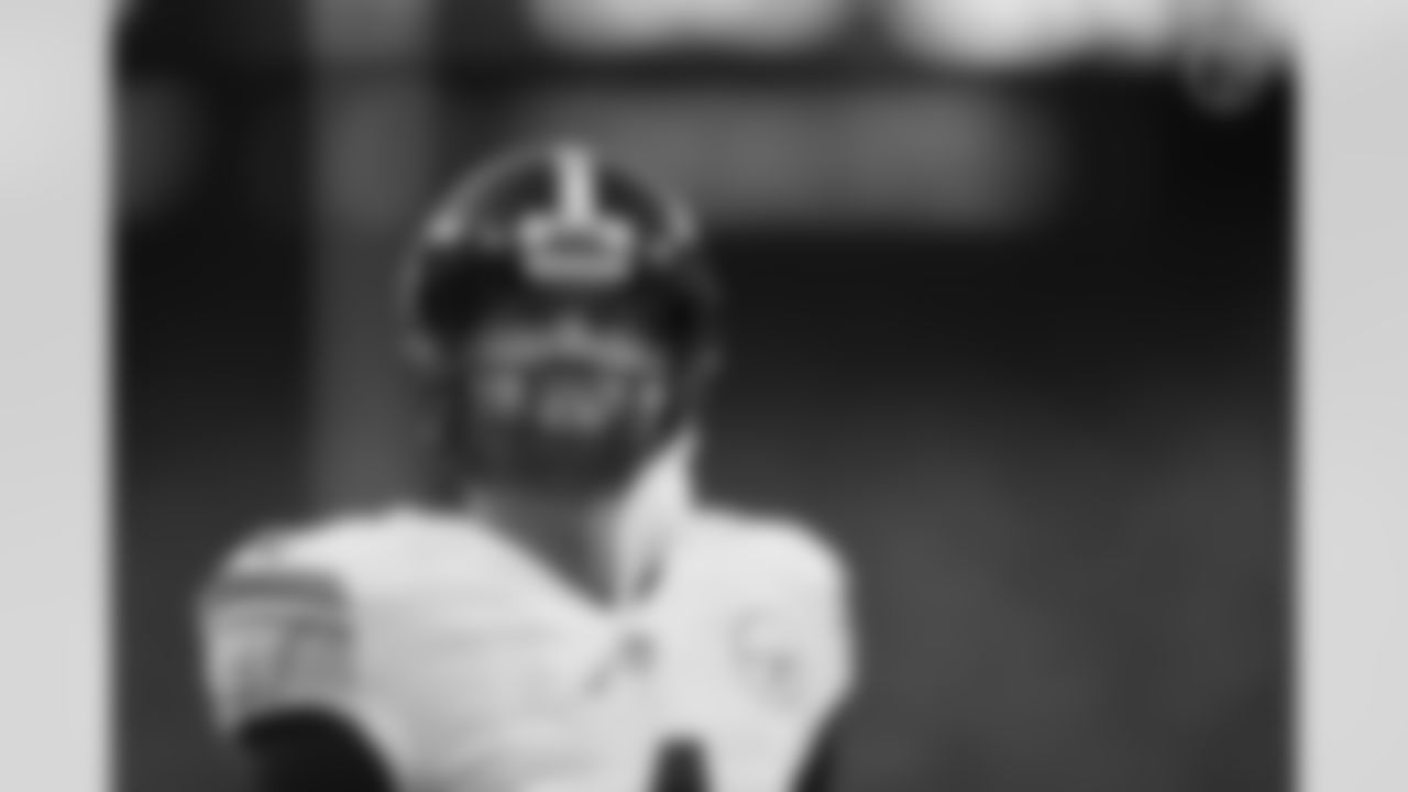 Pittsburgh Steelers punter Dustin Colquitt (4) warms up before a regular season game between the Pittsburgh Steelers and the New York Giants, Monday, Sept. 14, 2020 in East Rutherford, NJ. (Karl Roser / Pittsburgh Steelers)