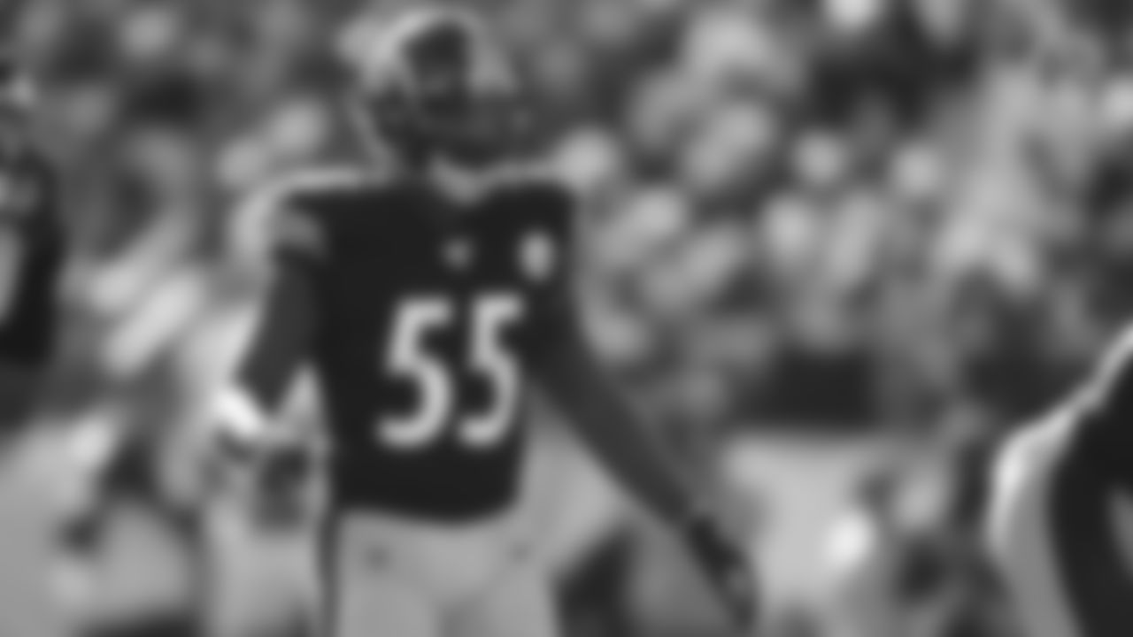 LB Devin Bush - No. 55