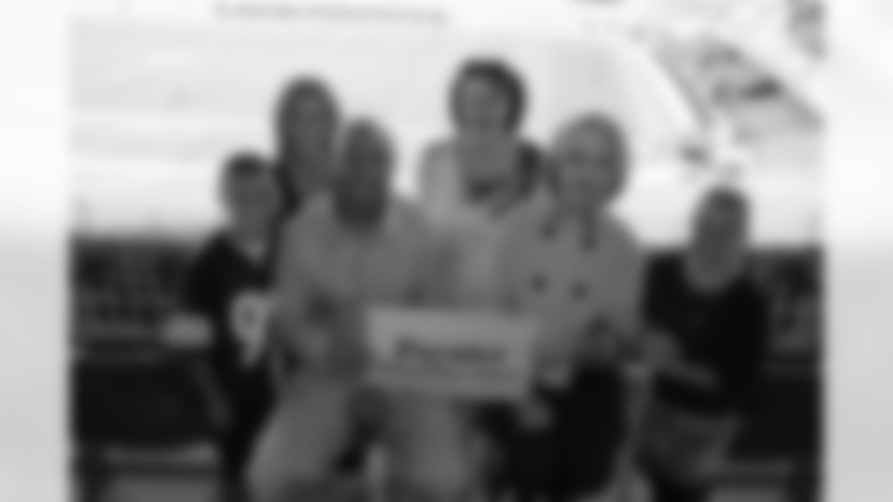 08_CaringTeam_Luncheon_dh_304