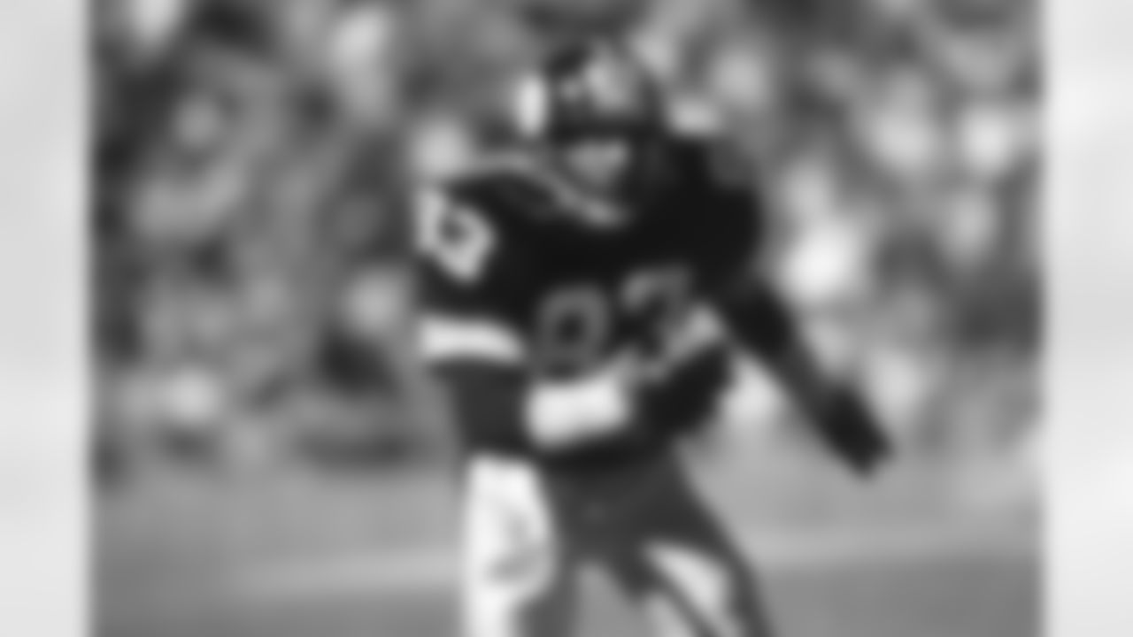 5. Louis Lipps (1984-1991) - 1,212 yards