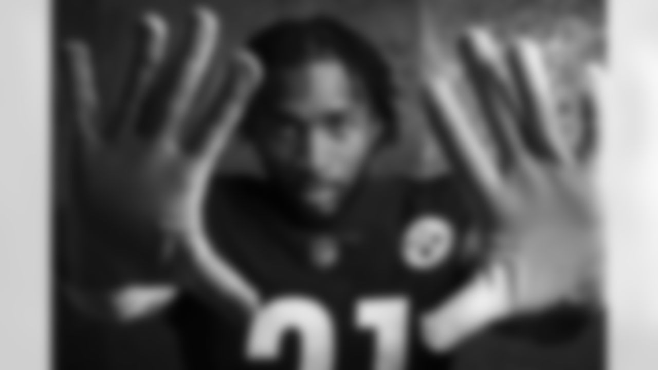 Pittsburgh Steelers cornerback Justin Layne (31) poses for a photo during the Steelers 2021 media day, Saturday, July 24, 2021 in Pittsburgh, PA. (Caitlyn Epes / Pittsburgh Steelers)