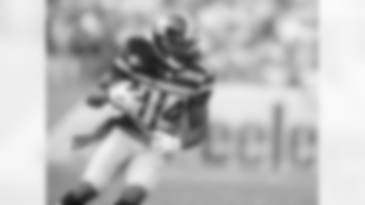 WR Sammie Coates has recorded 19 receptions for 421 yards (22.2 avg.) and has 2 receiving touchdowns in 2016.