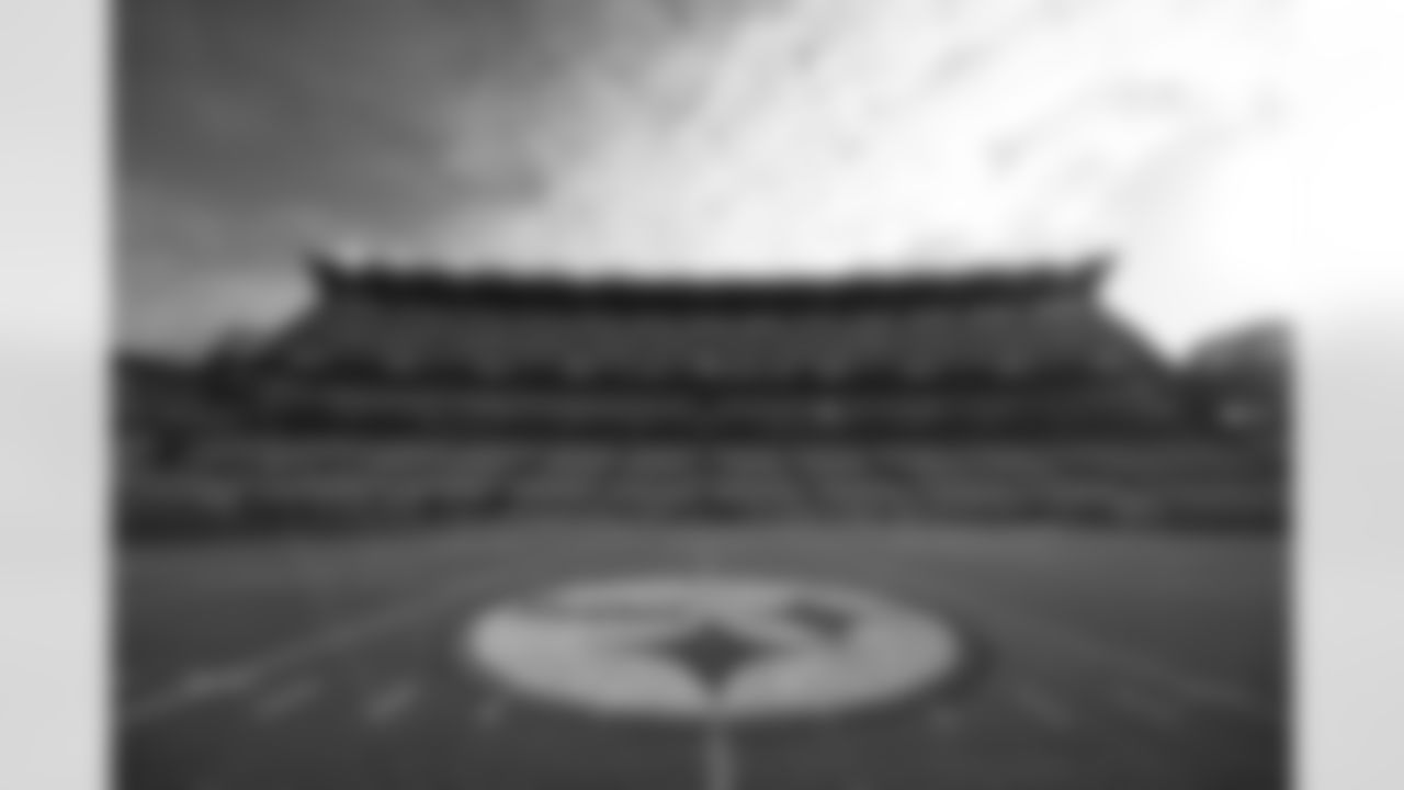 A general view during a regular season game between the Pittsburgh Steelers and the Denver Broncos, Sunday, Oct. 10, 2021 in Pittsburgh, PA. (Karl Roser / Pittsburgh Steelers)