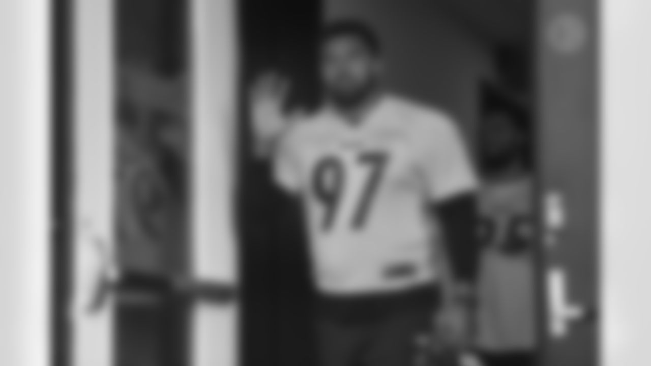 Pittsburgh Steelers defensive tackle Cameron Heyward (97) participates in the Organized Team Activities (OTAs), Tuesday June 8, 2021 at the UPMC Rooney Sports Complex. (Caitlyn Epes / Pittsburgh Steelers)