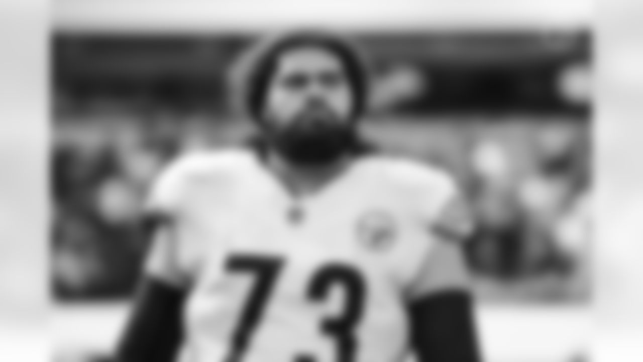 Pittsburgh Steelers guard Isaac Seumalo (73) during a regular season game between the Pittsburgh Steelers and the Los Angeles Rams, Sunday, Oct. 22, 2023 in Los Angeles, CA. (Ben Solomon / Pittsburgh Steelers)