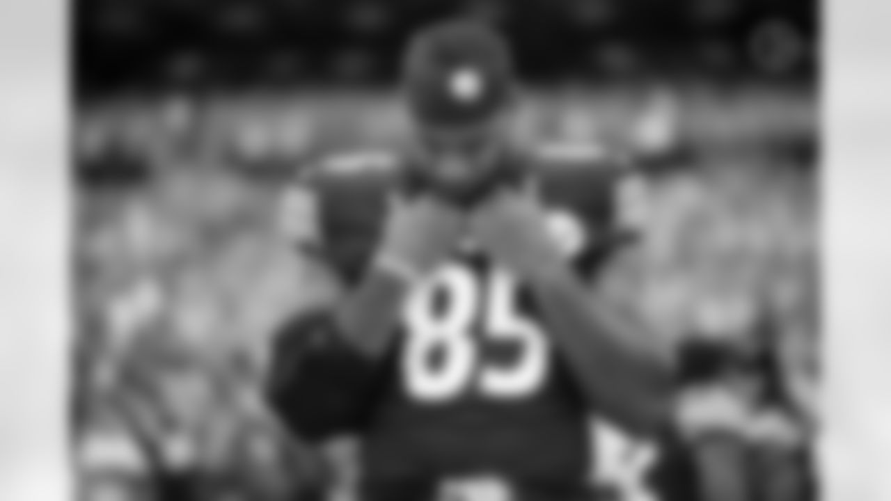 Pittsburgh Steelers tight end Eric Ebron (85) during a regular season game between the Pittsburgh Steelers and the Buffalo Bills, Sunday, Sept. 12, 2021 in Buffalo, NY. The Steelers defeated the Bills 23-16. (Karl Roser / Pittsburgh Steelers)