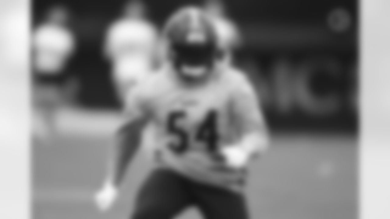 Pittsburgh Steelers linebacker Ulysees Gilbert III (54) practices at the UPMC Rooney Sports Complex preparing for a Week 6 matchup against the Cleveland Browns, Friday, Oct. 16, 2020 in Pittsburgh, PA. (Karl Roser / Pittsburgh Steelers)