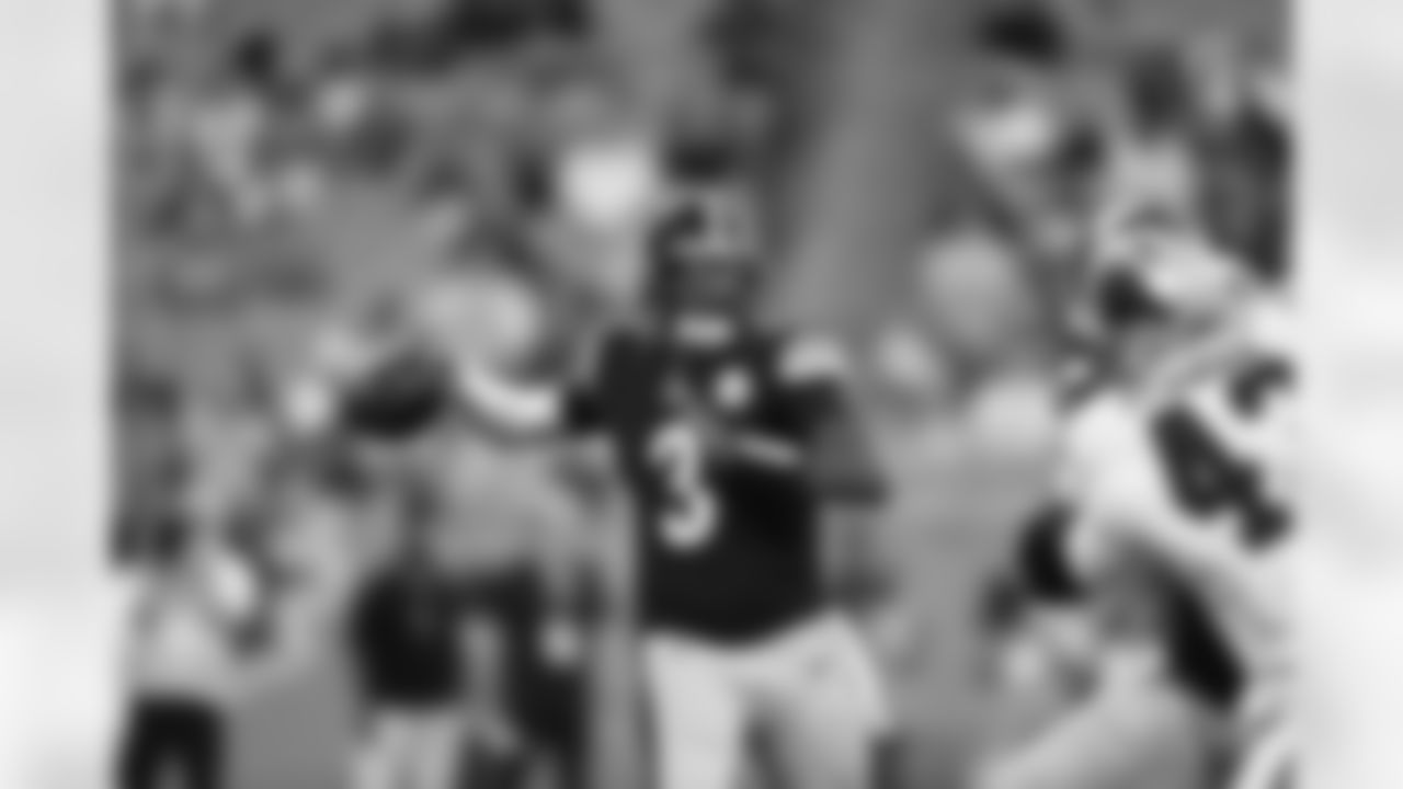 Pittsburgh Steelers quarterback Dwayne Haskins (3) during a preseason game between the Pittsburgh Steelers and the Carolina Panthers, Friday, Aug. 27, 2021 in Charlotte, NC. (Karl Roser / Pittsburgh Steelers)