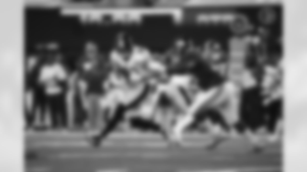 Pittsburgh Steelers linebacker T.J. Watt (90) intercepts a pass during a regular season game between the Pittsburgh Steelers and the New York Giants, Monday, Sept. 14, 2020 in East Rutherford, NJ. The Steelers defeated the Giants 26-16. (Karl Roser / Pittsburgh Steelers)