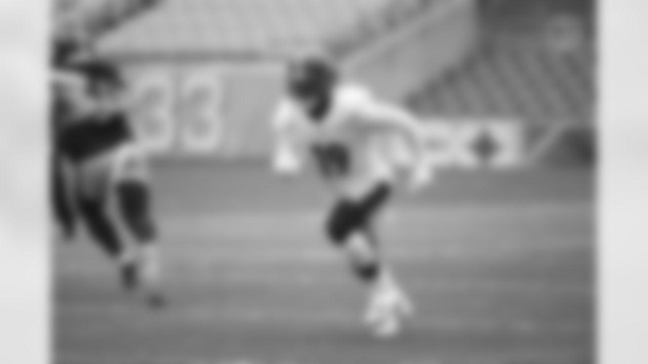 Pittsburgh Steelers wide receiver JuJu Smith-Schuster (19) trains at Heinz Field during the Steelers 2020 Training Camp, Monday, Aug. 31, 2020 in Pittsburgh, PA. (Karl Roser / Pittsburgh Steelers)