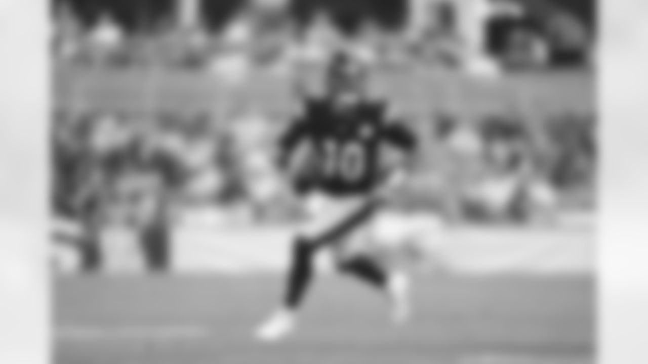 Pittsburgh Steelers quarterback Mitch Trubisky (10) during a preseason game between the Pittsburgh Steelers and the Buffalo Bills, Saturday, Aug. 19, 2023 in Pittsburgh, PA. (Karl Roser / Pittsburgh Steelers)