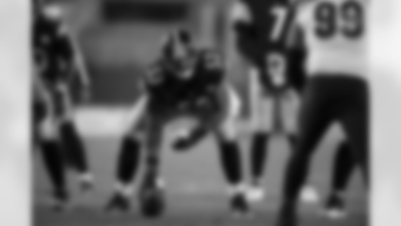 Pittsburgh Steelers center Maurkice Pouncey (53) during a regular season game between the Pittsburgh Steelers and the Cincinnati Bengals, Sunday, Nov. 15, 2020 in Pittsburgh, PA. (Karl Roser / Pittsburgh Steelers)
