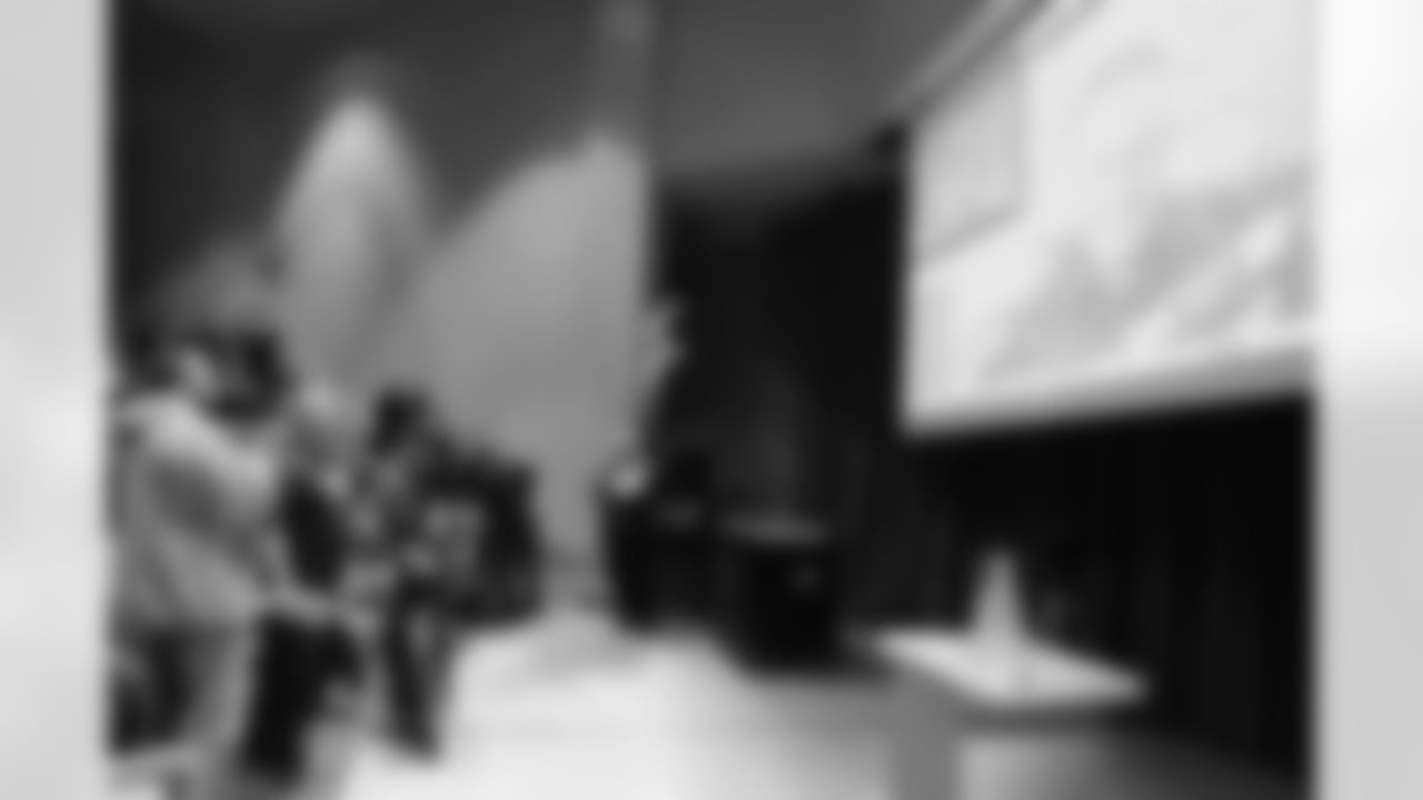09_SpaceStation_Hoke_Keisel_dh_085