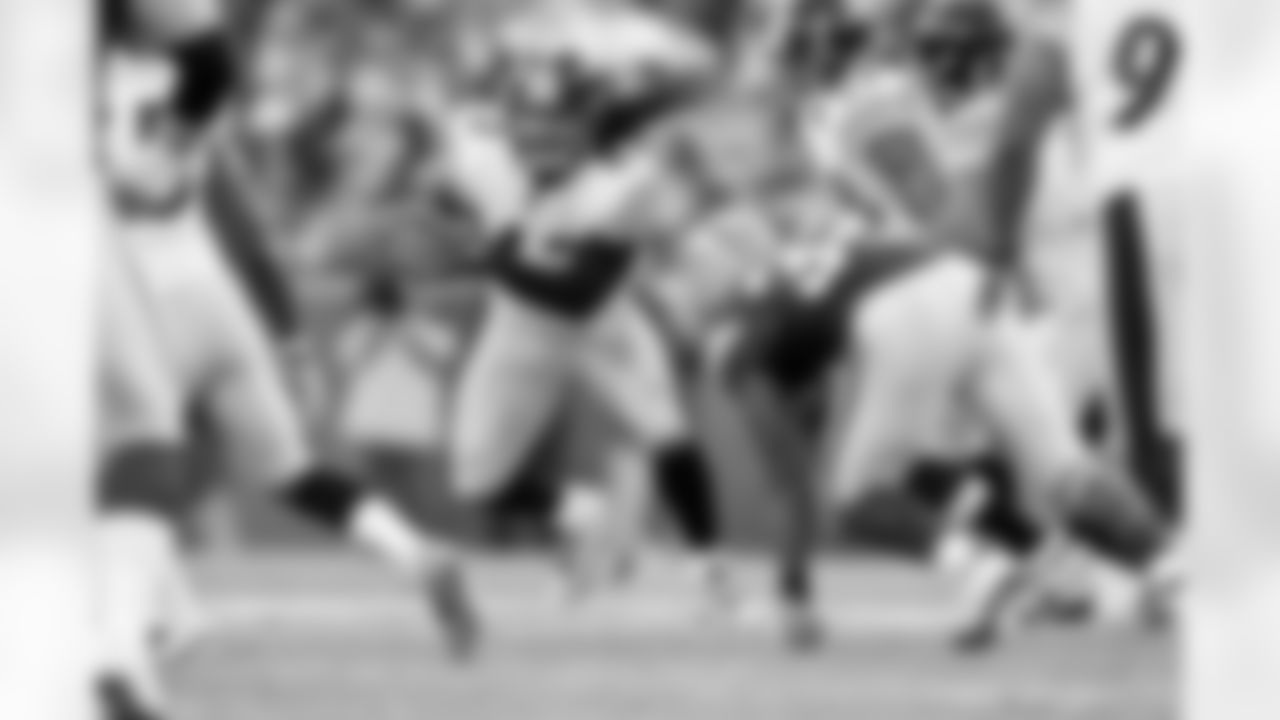 T7. Troy Polamalu (2003-2014) - 32 interceptions