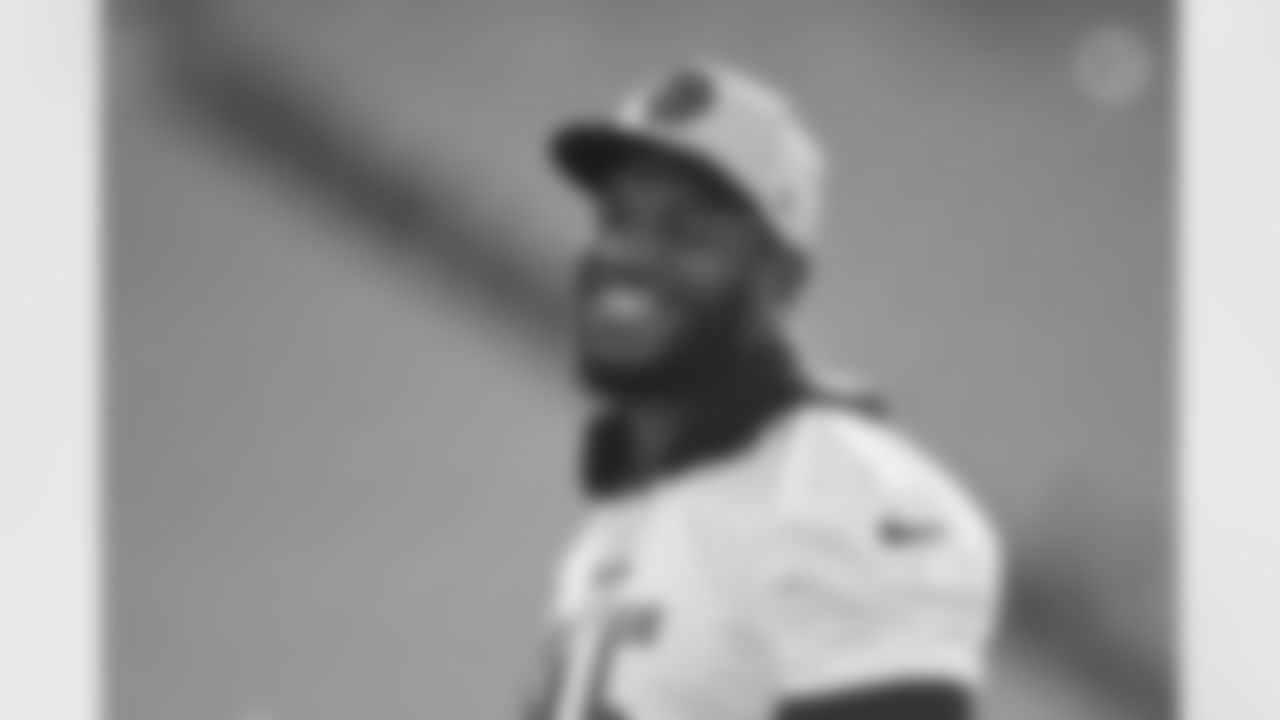 Pittsburgh Steelers tight end Eric Ebron (85) trains at Heinz Field during the 2021 Steelers Camp, Friday, July 30, 2021 in Pittsburgh, PA. (Karl Roser / Pittsburgh Steelers)