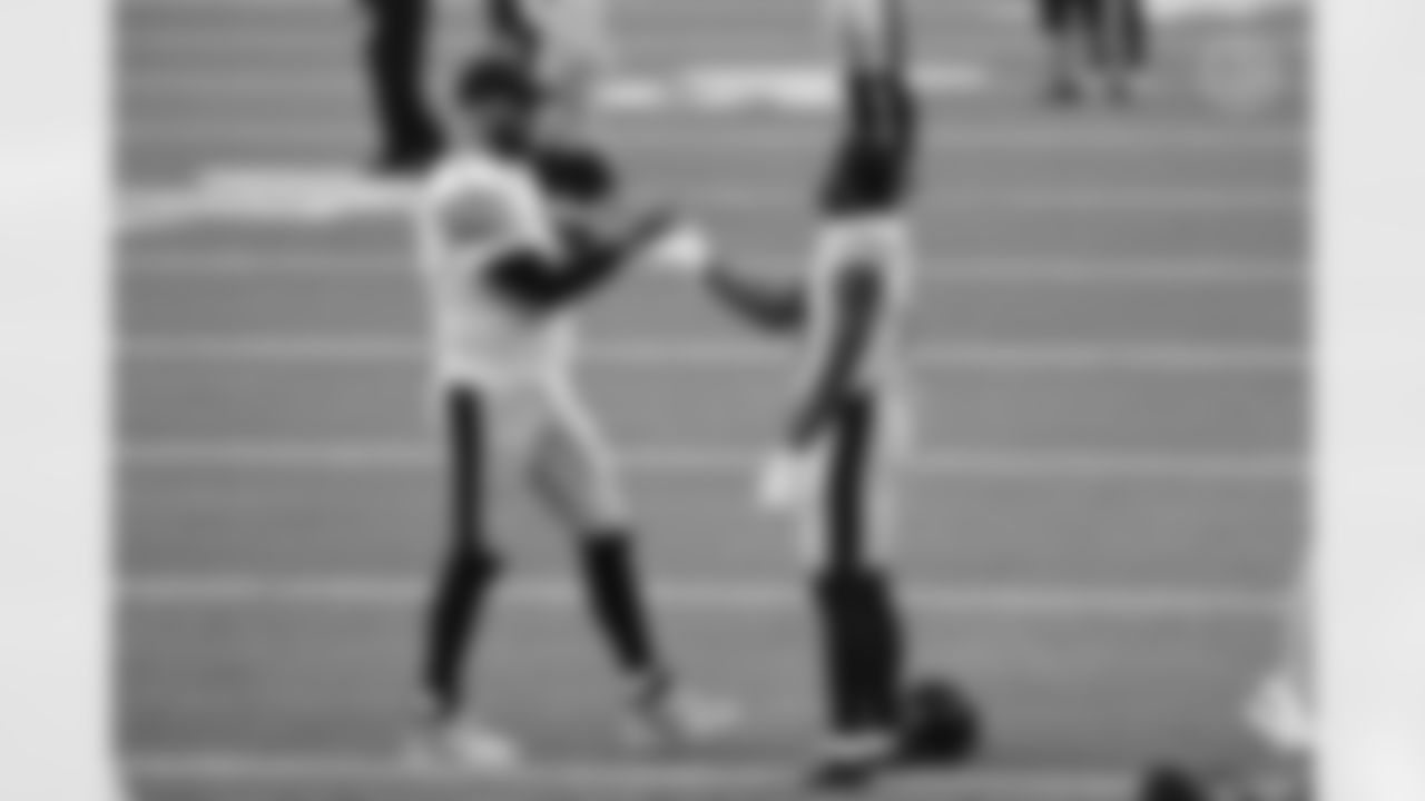 Pittsburgh Steelers quarterback Ben Roethlisberger (7) and Pittsburgh Steelers wide receiver Ray-Ray McCloud (14) warm up before a regular season game between the Pittsburgh Steelers and the New York Giants, Monday, Sept. 14, 2020 in East Rutherford, NJ. (Ben Solomon / Pittsburgh Steelers)