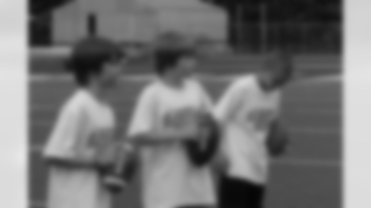 2010_steelers_youth_camp_calu