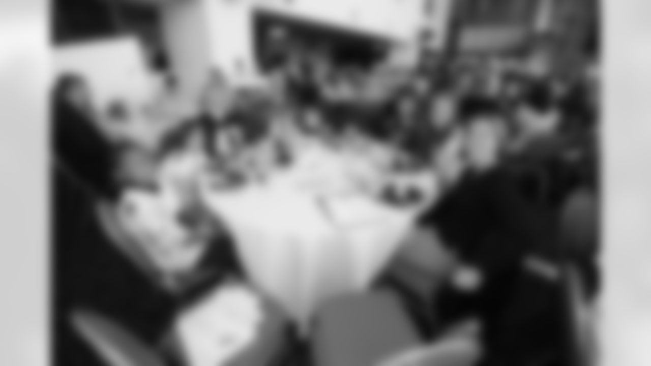 08_CaringTeam_Luncheon_dh_47