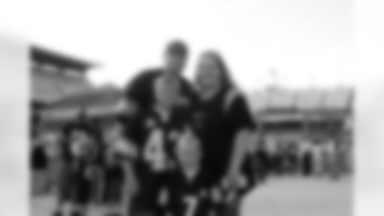 09_Bills_fan20