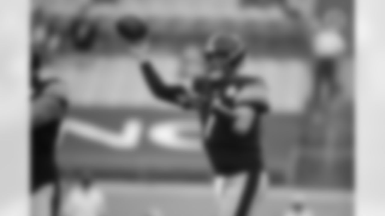 Pittsburgh Steelers quarterback Ben Roethlisberger (7) during a regular season game between the Pittsburgh Steelers and the Philadelphia Eagles, Sunday, Oct. 11, 2020 in Pittsburgh, PA. The Steelers defeated the Eagles 38-29. (Karl Roser / Pittsburgh Steelers)
