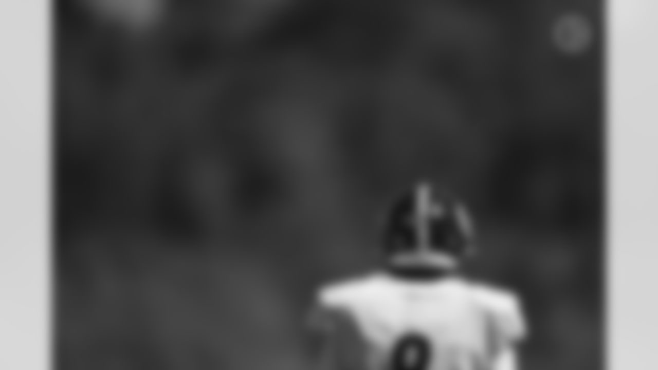 Pittsburgh Steelers punter Corliss Waitman (8) practices at the UPMC Rooney Sports Complex preparing for a Week 3 matchup against the Houston Texans, Wednesday, Sept. 23, 2020 in Pittsburgh, PA. (Karl Roser / Pittsburgh Steelers)