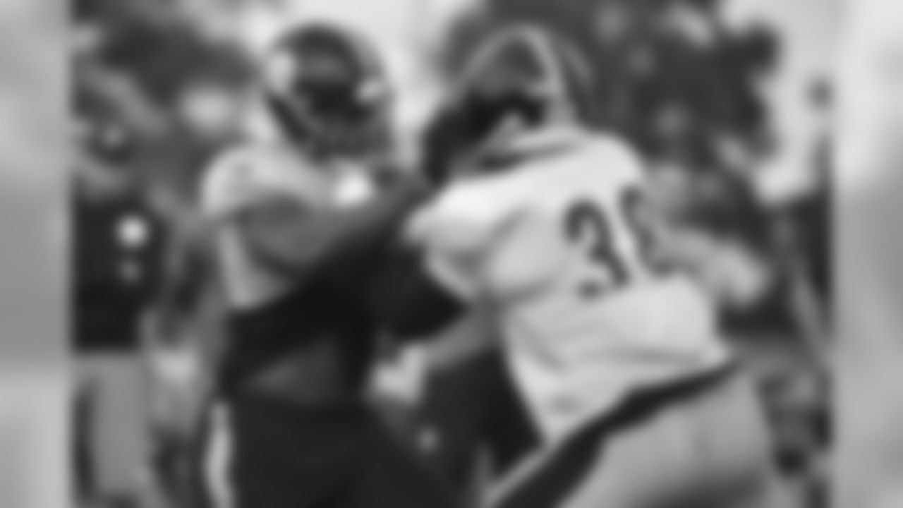Vince Williams and Jaylen Samuels