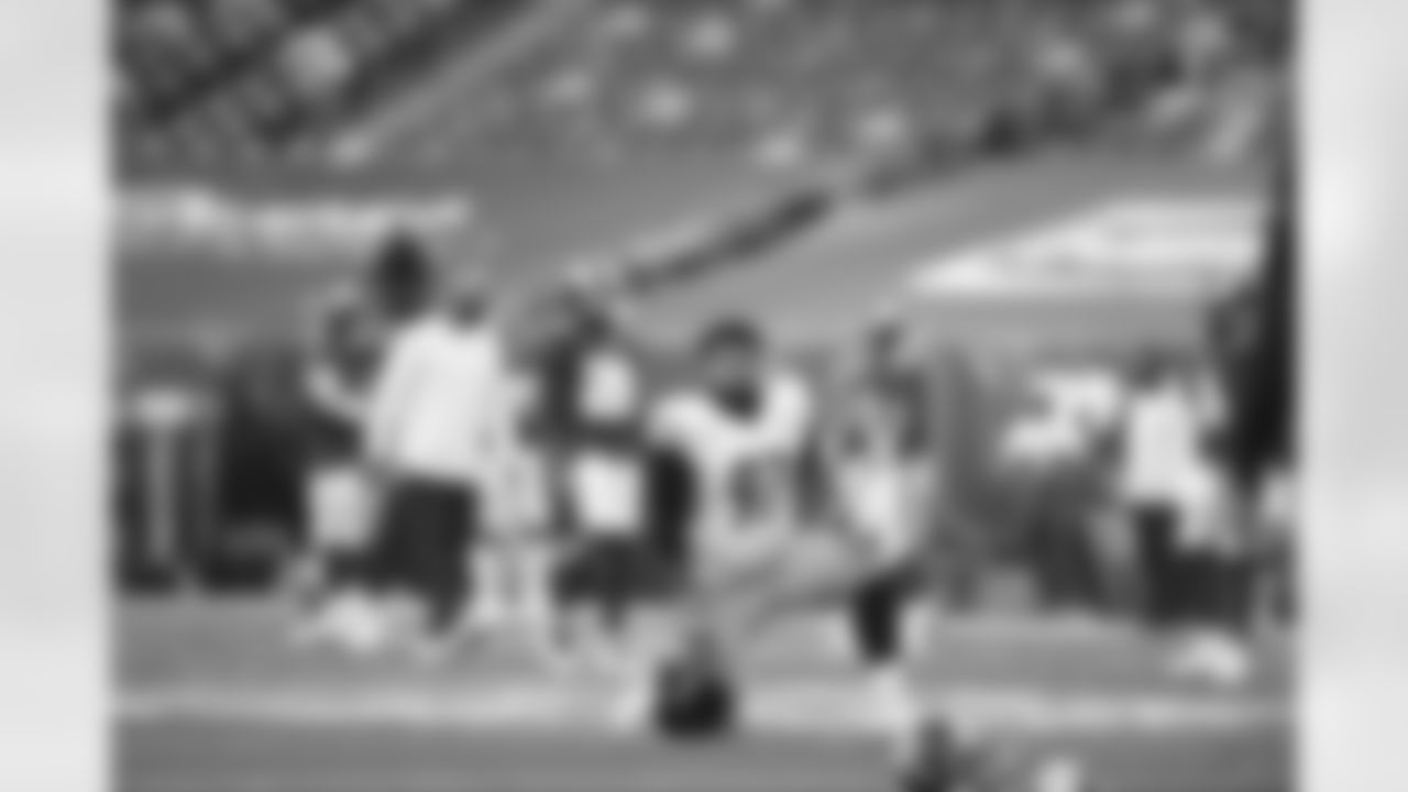 Pittsburgh Steelers defensive tackle Cameron Heyward (97) warms up before a regular season game between the Pittsburgh Steelers and the New York Giants, Monday, Sept. 14, 2020 in East Rutherford, NJ. (Karl Roser / Pittsburgh Steelers)