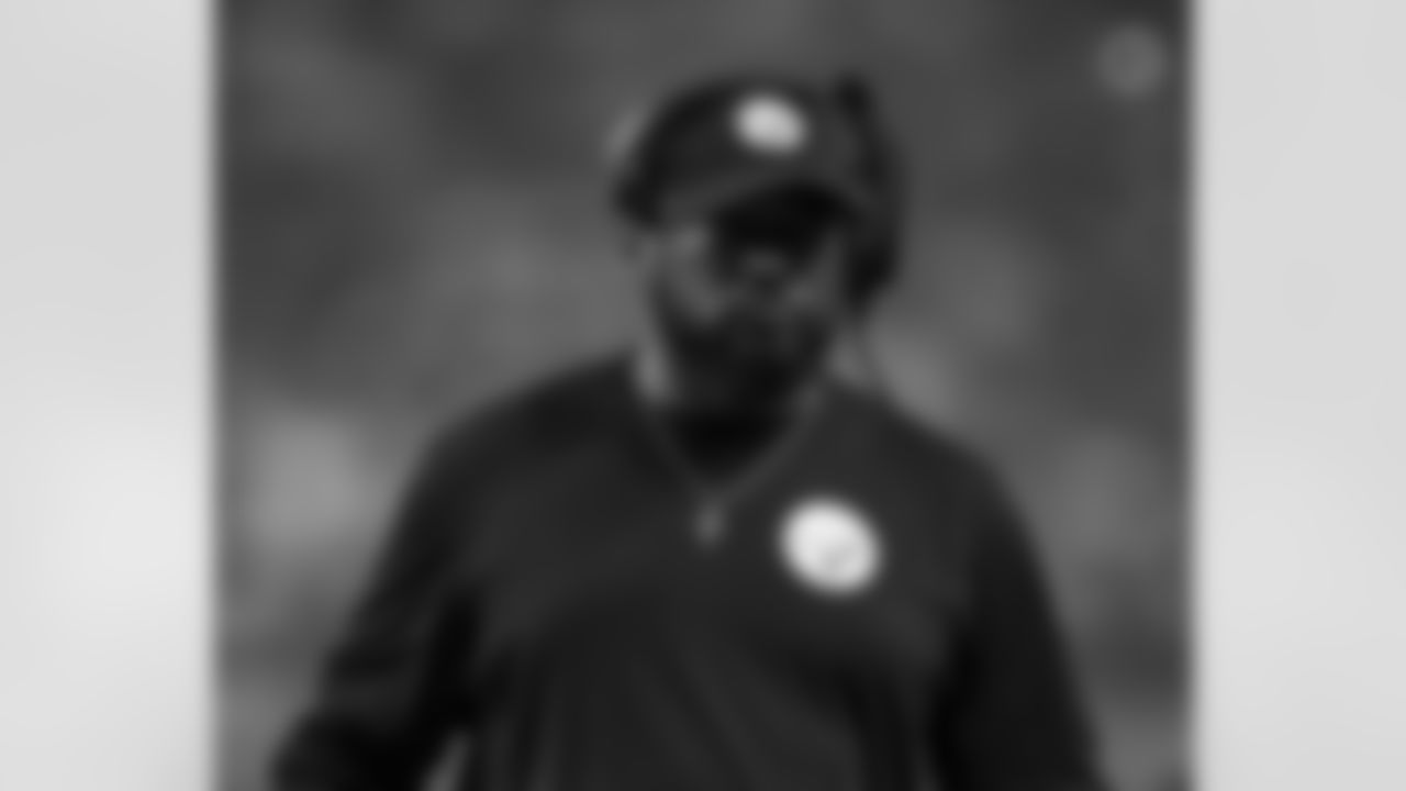 Pittsburgh Steelers head coach Mike Tomlin during a regular season game between the Pittsburgh Steelers and the Las Vegas Raiders, Sunday, Sept. 24, 2023 in Las Vegas, NV. (Karl Roser / Pittsburgh Steelers)