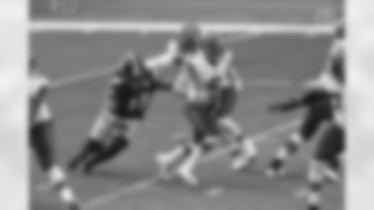 Pittsburgh Steelers linebacker Bud Dupree (48) during a regular season game between the Pittsburgh Steelers and the Cleveland Browns, Sunday, Oct. 18, 2020 in Pittsburgh, PA. (Caitlyn Epes / Pittsburgh Steelers)