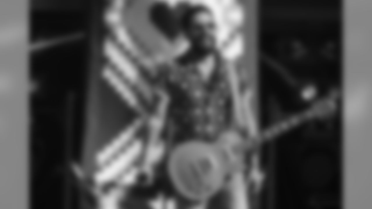 2018_Chesney_0602kr_0015