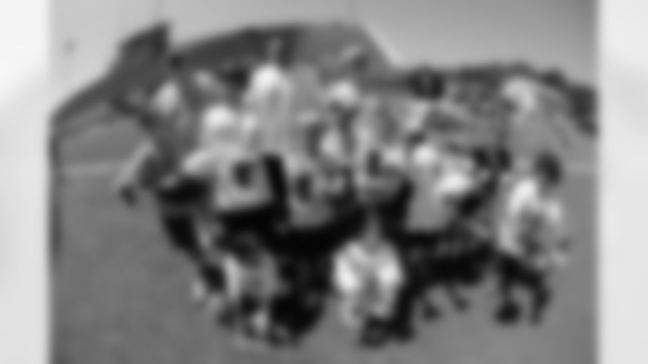 2010_steelers_youth_camp_calu