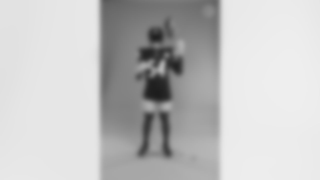 Pittsburgh Steelers linebacker Ulysees Gilbert III (54) poses for a photo during the Steelers 2021 media day, Friday, July 23, 2021 in Pittsburgh, PA. (Caitlyn Epes / Pittsburgh Steelers)
