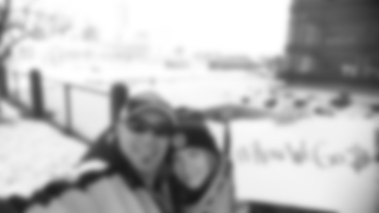 SNUTraditions_HereWeGoSigns_Jan1220221134PM_Sturgis_Just_97494590_20160117_112122.jpg_97494590_20160117_112122