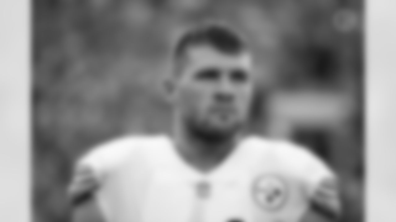 Pittsburgh Steelers linebacker T.J. Watt (90) during a regular season game between the Pittsburgh Steelers and the Green Bay Packers, Sunday, Oct. 3, 2021 in Green Bay, WI. The Packers beat the Steelers 27-17. (Karl Roser / Pittsburgh Steelers)