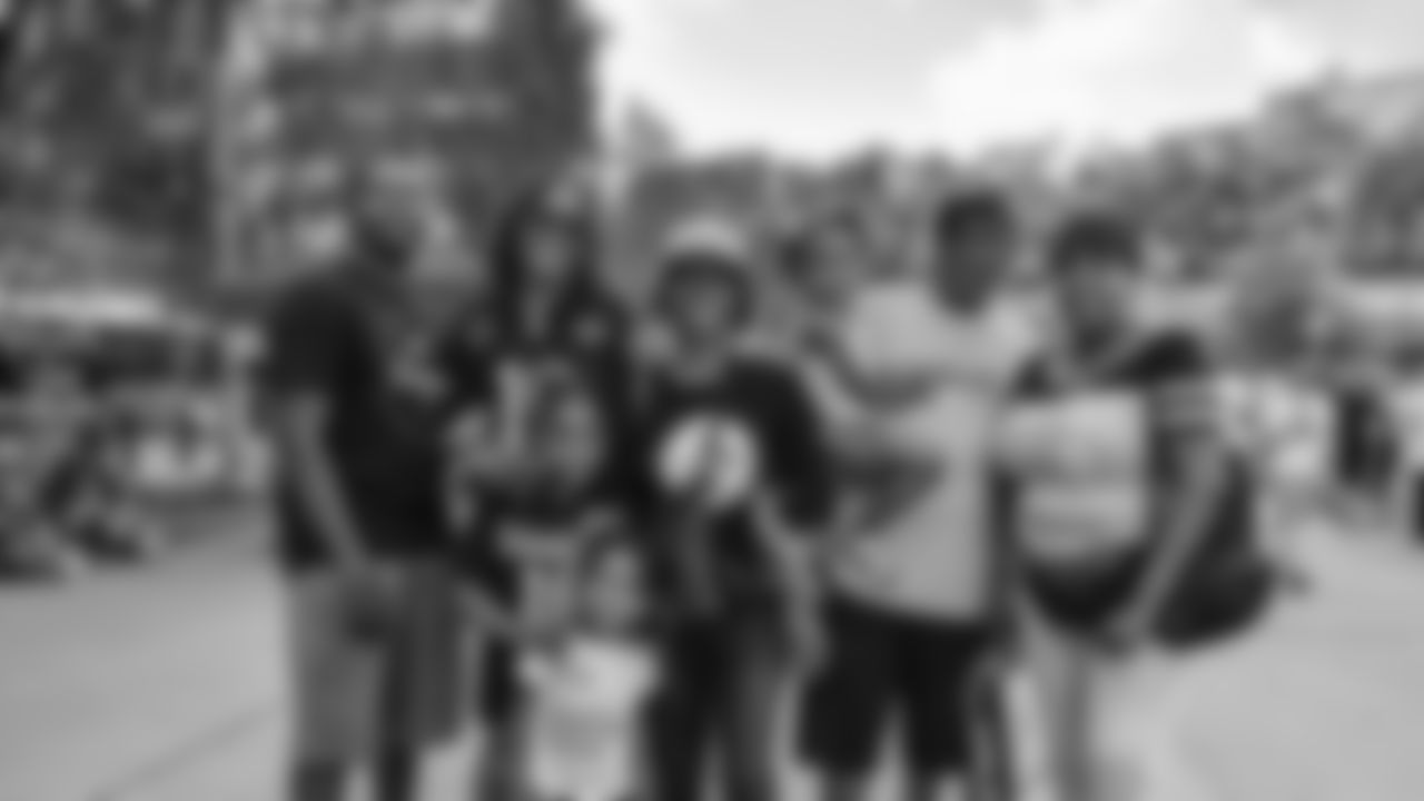 ArtRooneyAve_2019_TC_FamilyFest_0804rm_0125 (1)