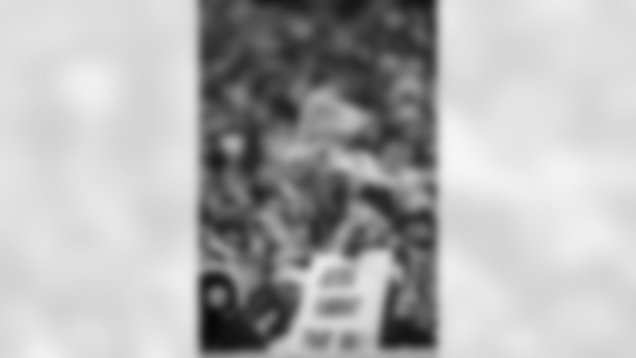 A 2018 Regular Season game between the Pittsburgh Steelers and the New England Patriots on December 16, 2018. The Steelers defeated the Patriots 17-10.