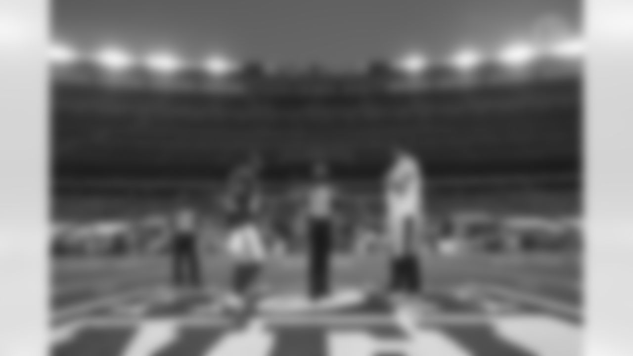 The coin toss before a regular season game between the Pittsburgh Steelers and the New York Giants, Monday, Sept. 14, 2020 in East Rutherford, NJ. (Karl Roser / Pittsburgh Steelers)