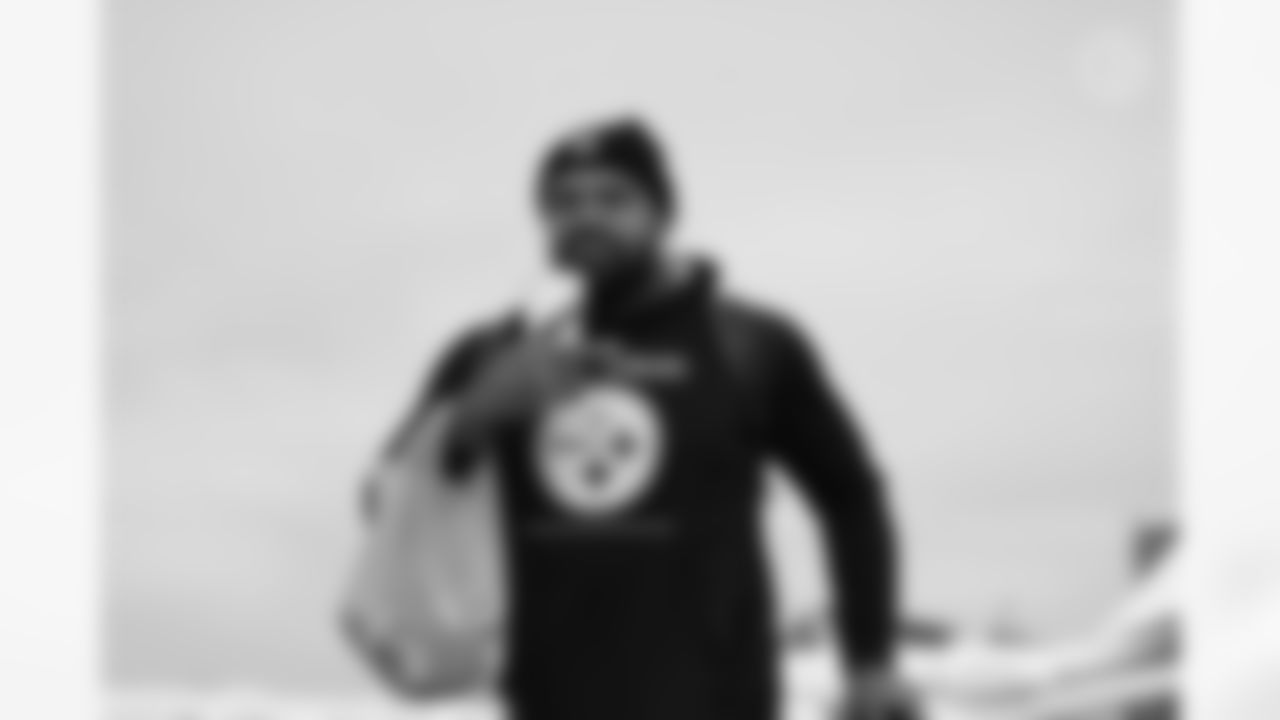 Pittsburgh Steelers defensive tackle Cameron Heyward (97) travels to Los Angeles for the Week 11 matchup against the Los Angeles Chargers, Saturday, Nov. 20, 2021. (Karl Roser / Pittsburgh Steelers)