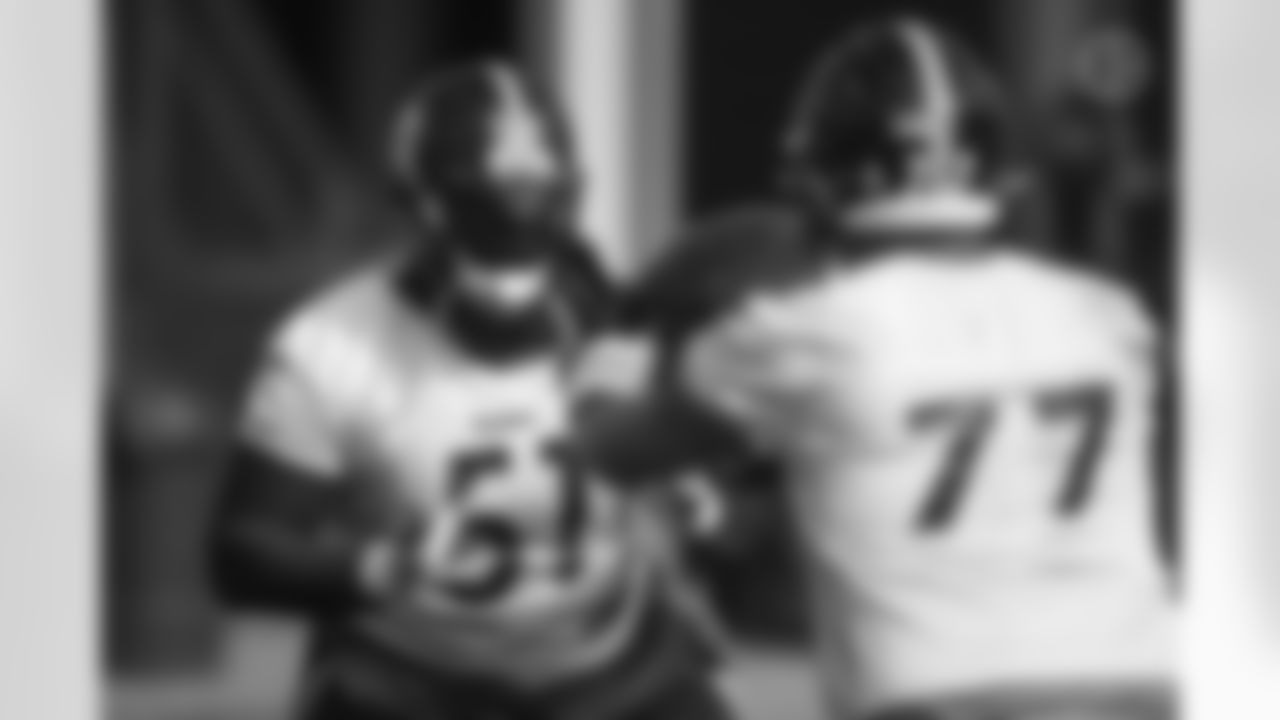 Pittsburgh Steelers guard Trai Turner (51) during practice at the UPMC Rooney Sports Complex preparing for a Week 5 matchup against the Denver Broncos, Friday, Oct. 8, 2021 in Pittsburgh, PA. (Karl Roser / Pittsburgh Steelers)