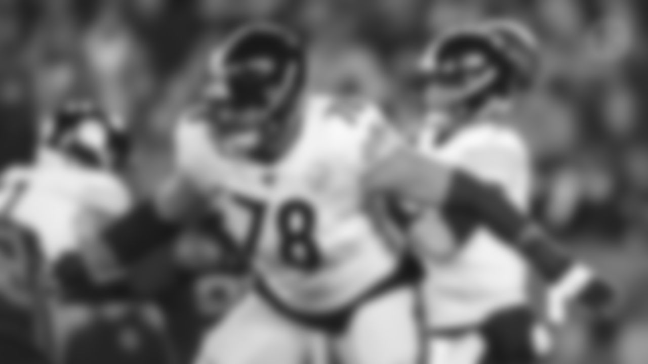 OT Alejandro Villanueva - No. 78