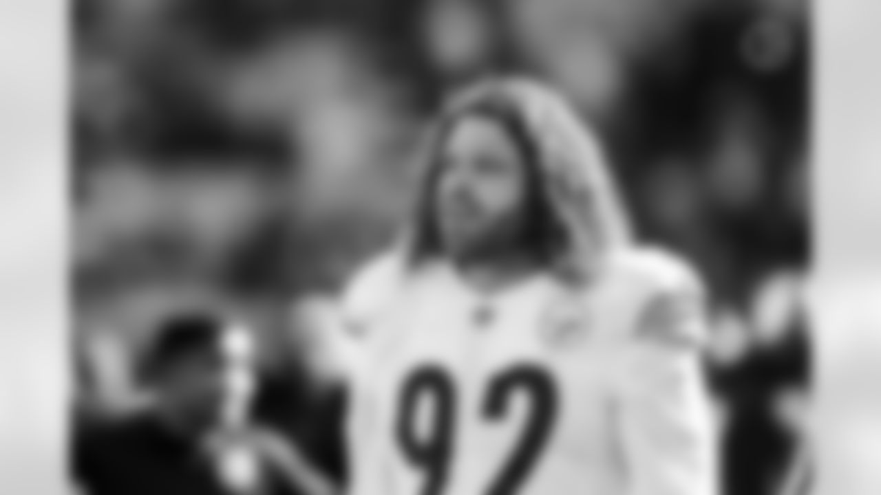 Pittsburgh Steelers defensive end Isaiahh Loudermilk (92) prior to a regular season game between the Pittsburgh Steelers and the Carolina Panthers, Sunday, Dec. 18, 2022 in Charlotte, NC. (Taylor Banner / Pittsburgh Steelers)