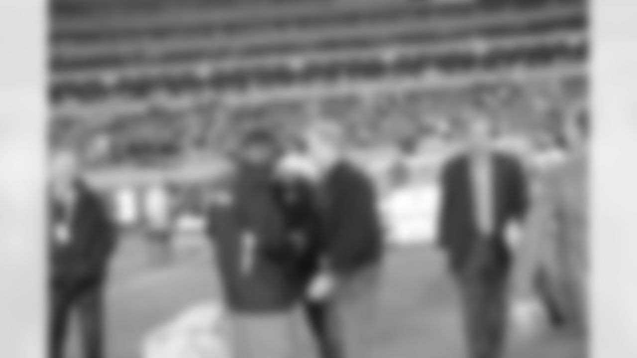 Mike Tomlin and Roger Goodell