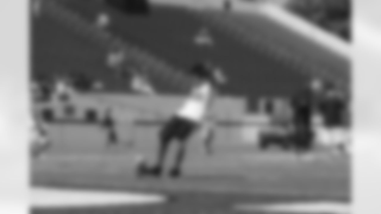 2010_steelers_youth_camp_calu