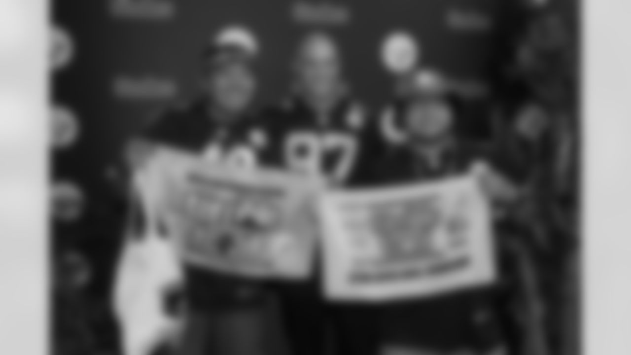 The Steelers Road Warriors Block Party, Saturday, Oct. 21, 2023 in Hermosa Beach, CA. (Karl Roser / Pittsburgh Steelers)