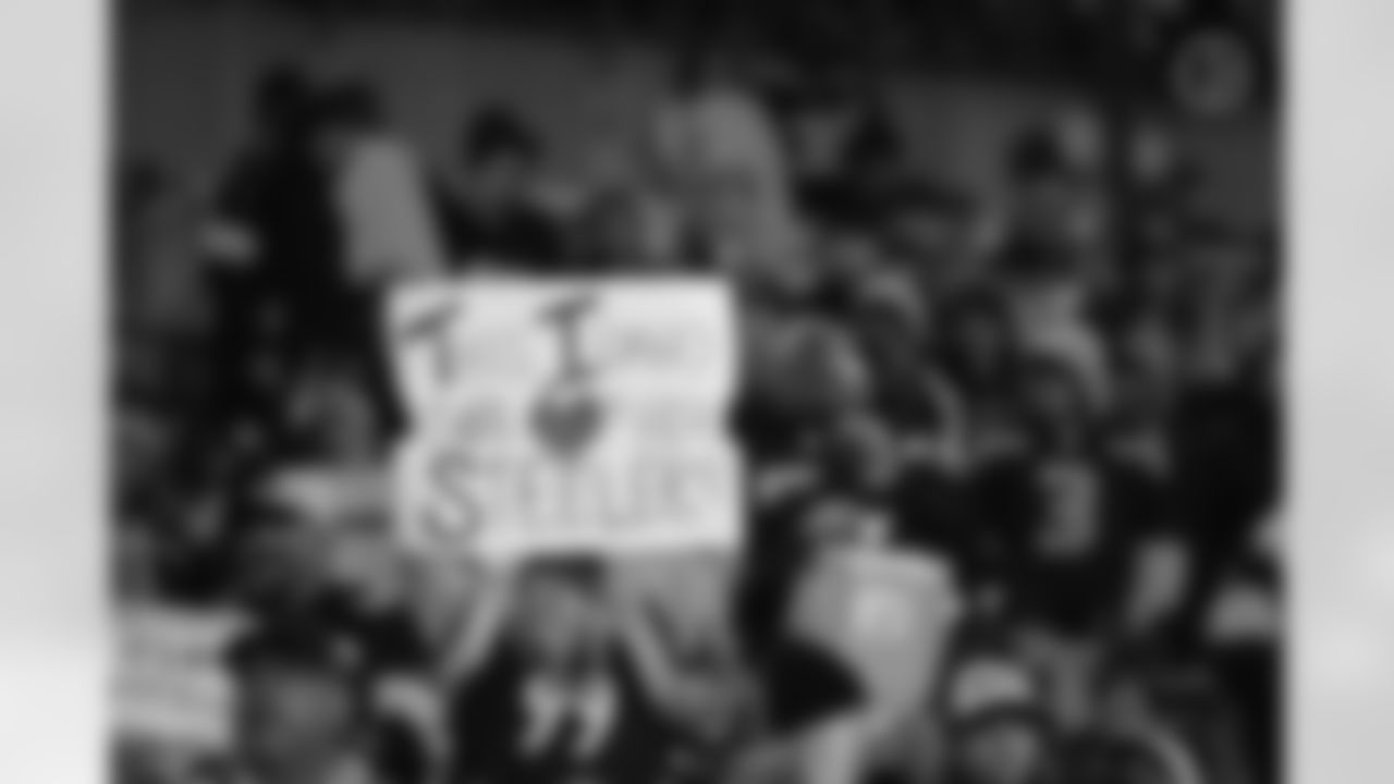 Fans during a regular season game between the Pittsburgh Steelers and the Seattle Seahawks, Sunday, Oct. 17, 2021 in Pittsburgh, PA. (Karl Roser / Pittsburgh Steelers)