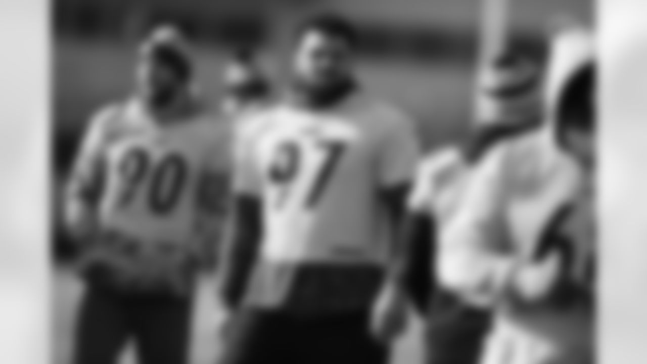 Pittsburgh Steelers defensive tackle Cameron Heyward (97) during practice at the UPMC Rooney Sports Complex preparing for a Week 18 matchup against the Baltimore Ravens, Wednesday, Jan. 5, 2022 in Pittsburgh, PA. (Karl Roser / Pittsburgh Steelers)