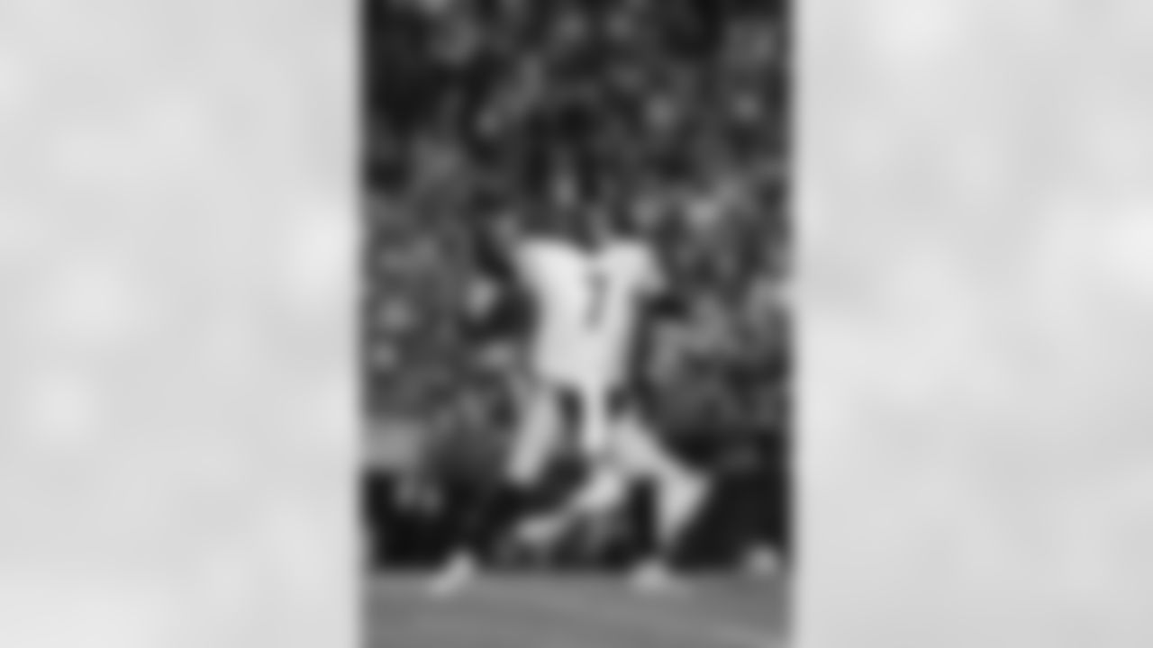 Pittsburgh Steelers quarterback Ben Roethlisberger (7) during a postseason Wild Card Round game between the Pittsburgh Steelers and the Kansas City Chiefs, Sunday, Jan. 16, 2022 in Kansas City, MO. (Karl Roser / Pittsburgh Steelers)