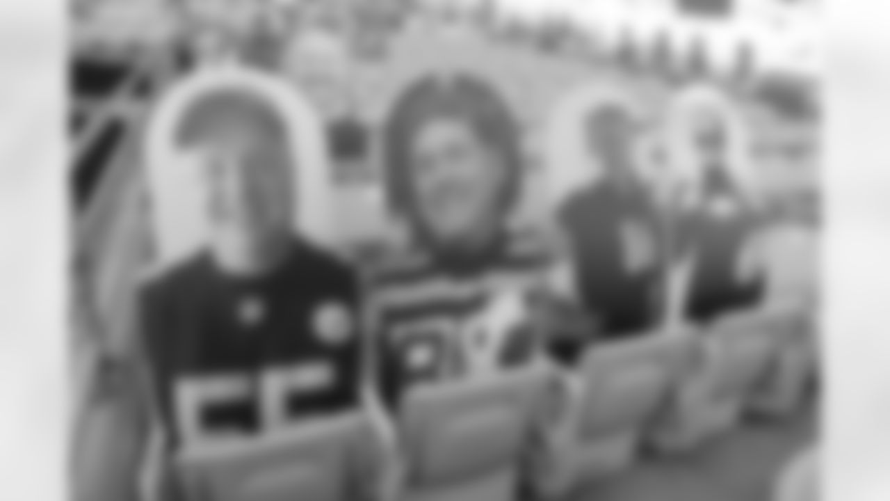 Fan cutouts at Heinz Field on Friday, Nov. 13, 2020 in Pittsburgh, PA. (Caitlyn Epes / Pittsburgh Steelers)